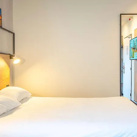 Hotel Ibis Centre 3*