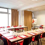 Ibis Centre 3*