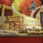 Ibis Centre Bayona