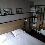 Ibis Centre 3*