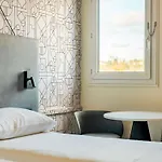 Ibis Centre 3*