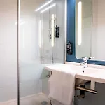Ibis Centre Hotel