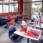 Ibis Centre Hotell