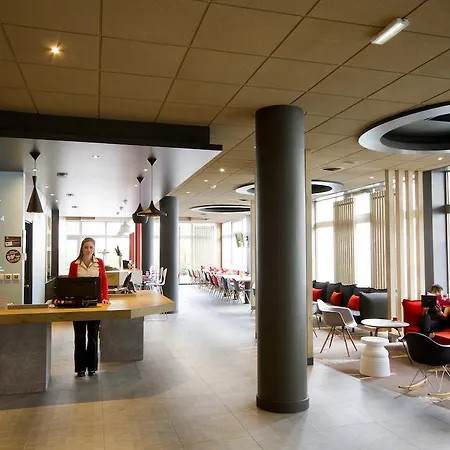 Ibis Centre Hotell