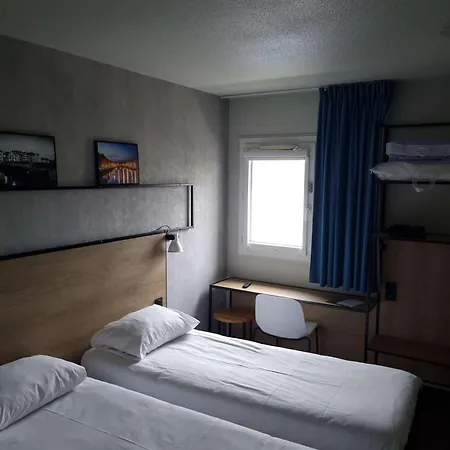 Ibis Centre