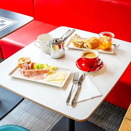 Hotel Ibis Centre 3*