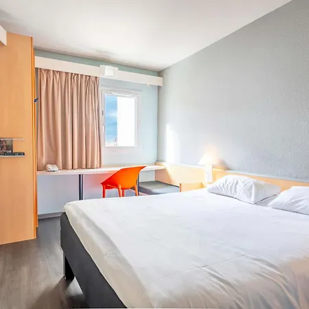 Ibis Centre 3*