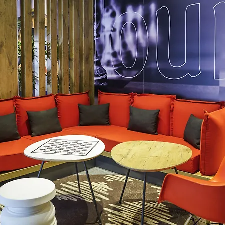 מלון Ibis Centre 3*
