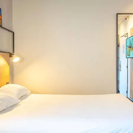 Hotel Ibis Centre 3*