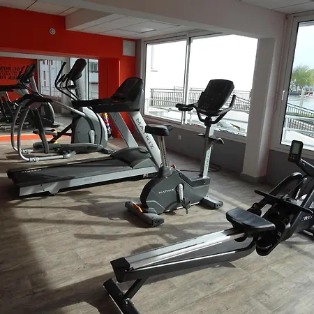 Ibis Centre 3* באיון