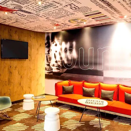 巴约讷中心宜必思酒店 巴约讷