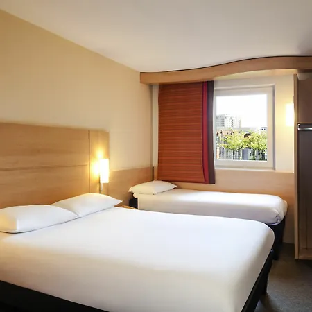 Ibis Centre Hotell