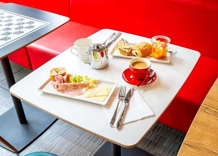 Hotel Ibis Centre 3*
