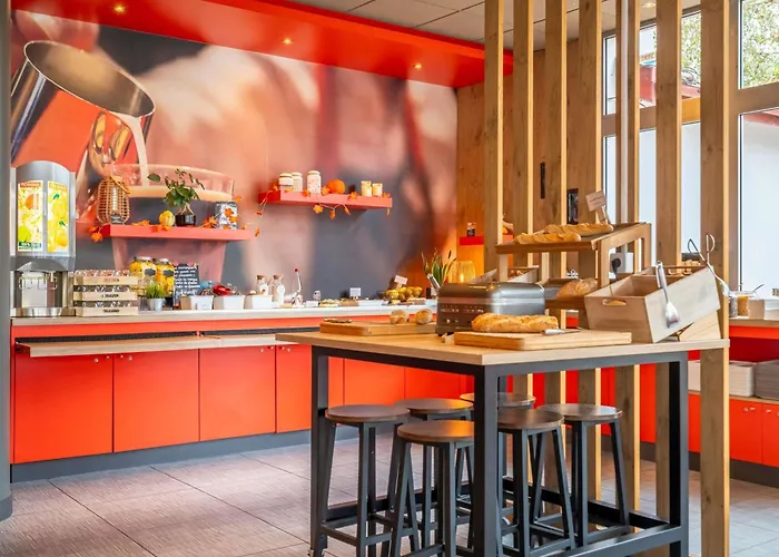 Ibis Centre 3* بايون