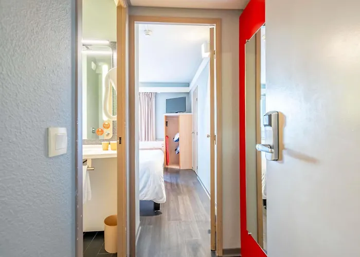 Ibis Centre Hotel
