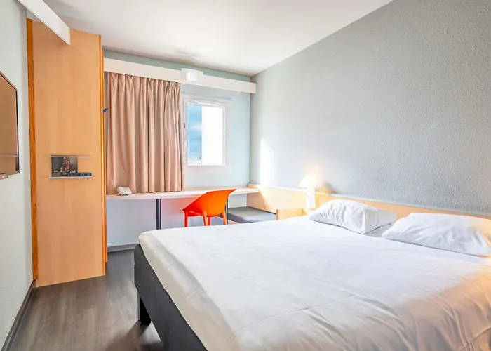 Ibis Centre 3*