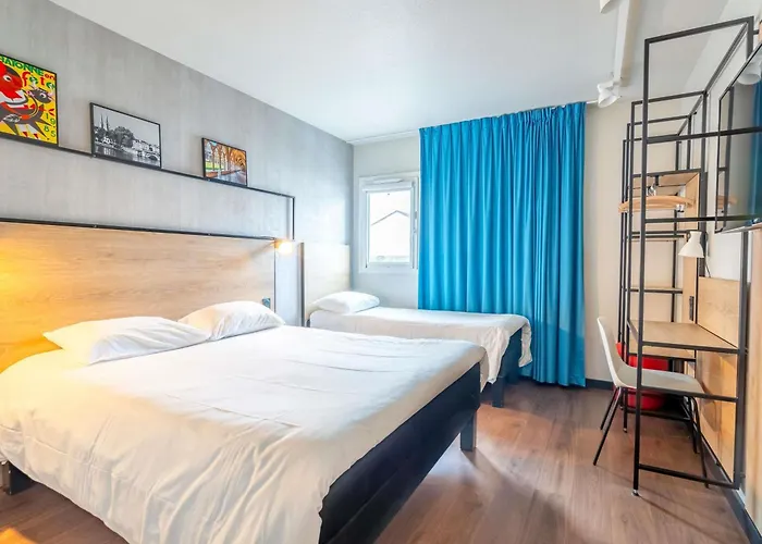 Ibis Centre Baiona