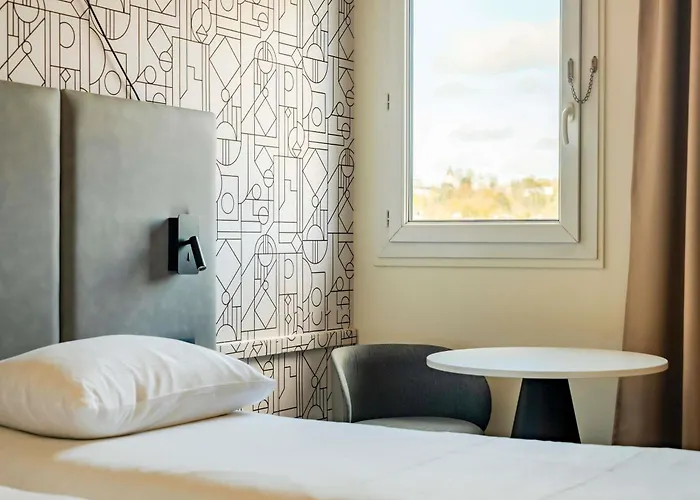 Ibis Centre 3*